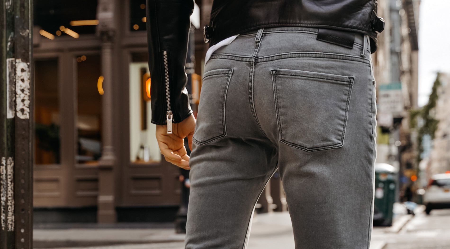 Guía de ajuste de jeans para hombres