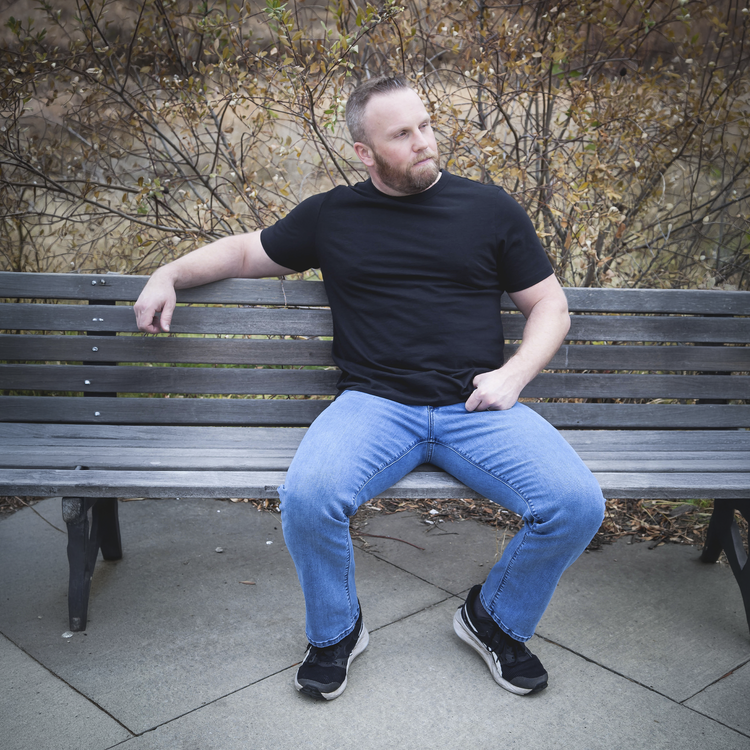 Men wearing Black Classic Crew Driggs Tee