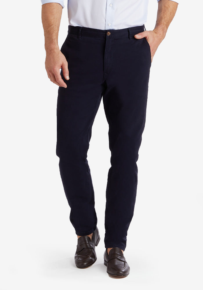 Men wearing Azul marino Everyday Comfort Chino Slim Pants
