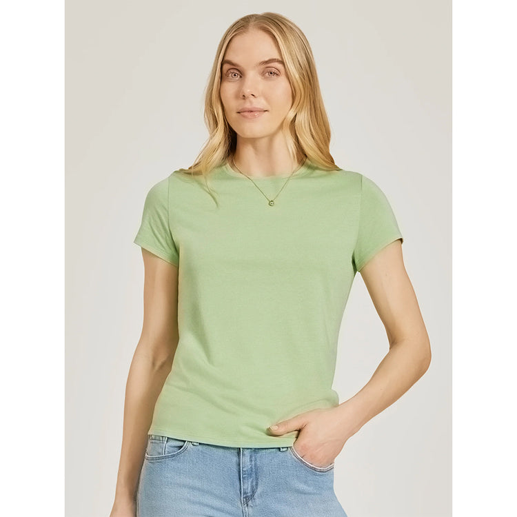 Women wearing White Mott&Bow | Fitted Crew Marcy Tee tt