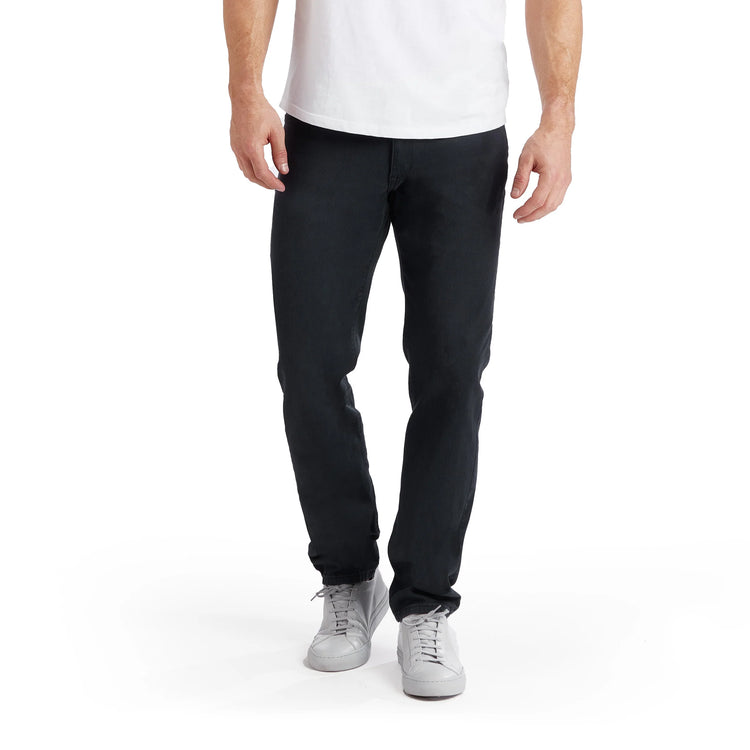 Men wearing Khaki Mott&Bow | Slim Mercer Jeans tt