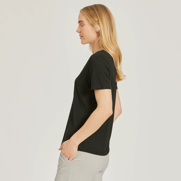 Women wearing Black Relaxed Linen Blend V-Neck Tee