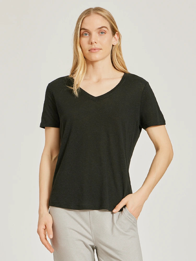 Women wearing Black Relaxed Linen Blend V-Neck Tee