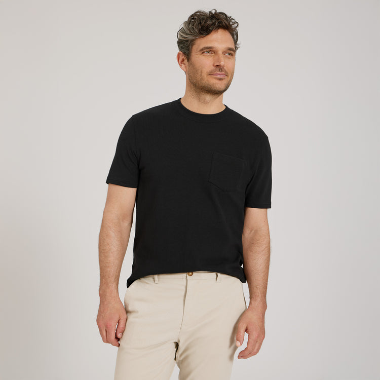 Men wearing Negro vintage Cotton Jersey One Pocket Tee