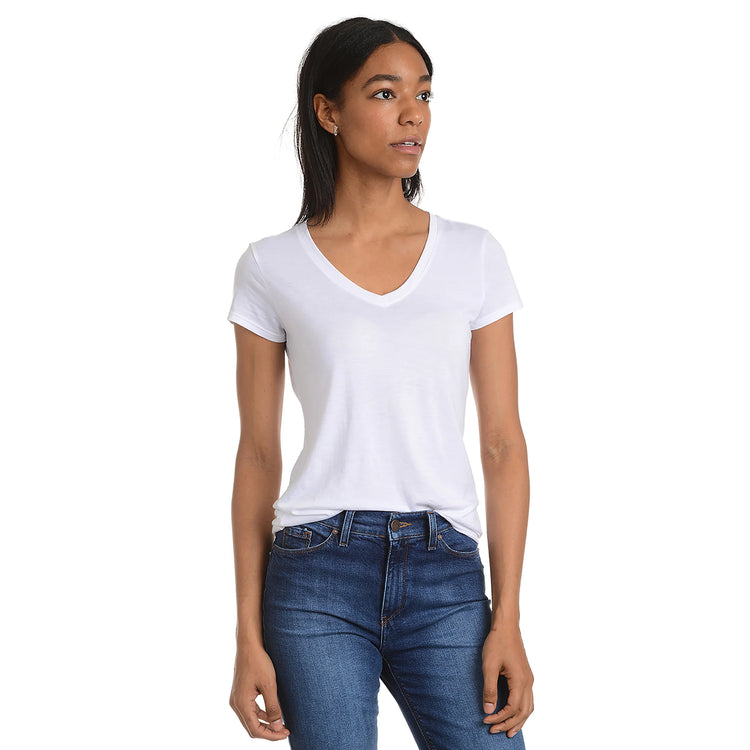 Women wearing White Mott&Bow | Fitted V-Neck Marcy Tee tt