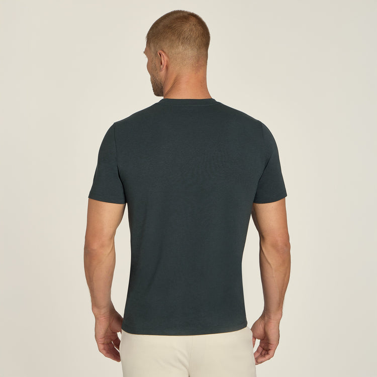 Men wearing Pino Luxe Stretch Tee