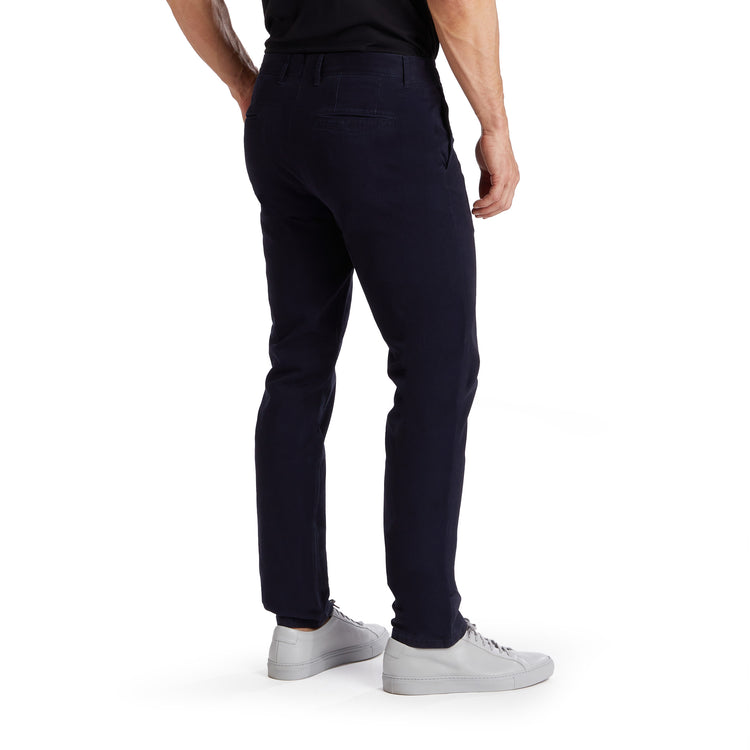 Men wearing Azul marino Everyday Comfort Chino Slim Pants