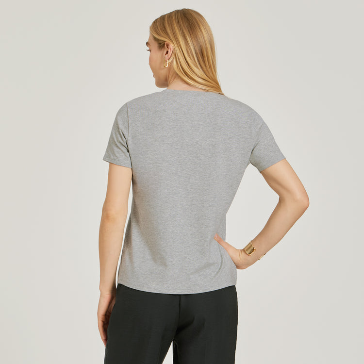 Women wearing Gris jaspeado Relaxed V-Neck Marcy Tee