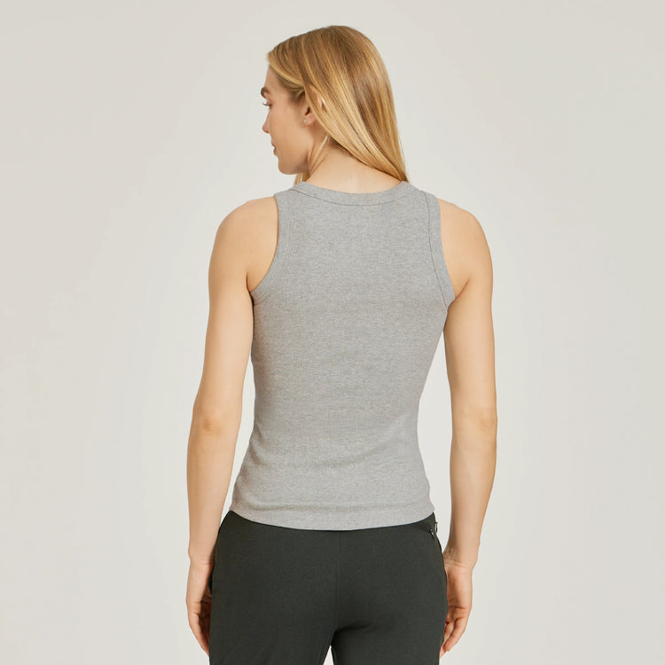 Women wearing gris jaspeado Rib Tank
