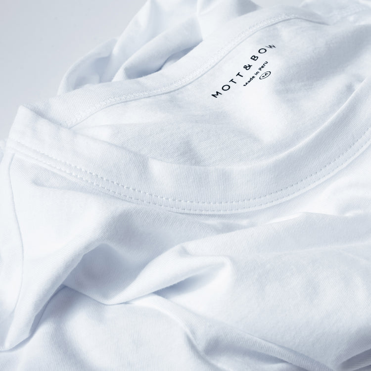 Men wearing White Classic Crew Driggs Tee