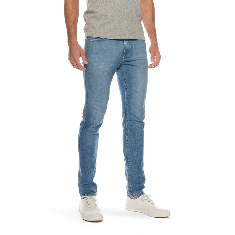 Men wearing Light Blue Skinny Benson Jeans