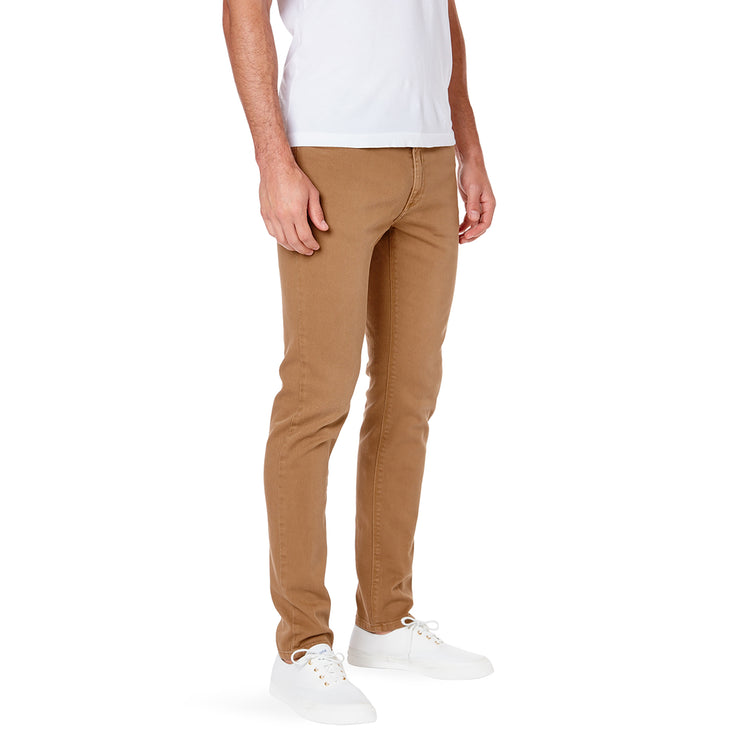Men wearing Khaki Skinny Mercer Jeans