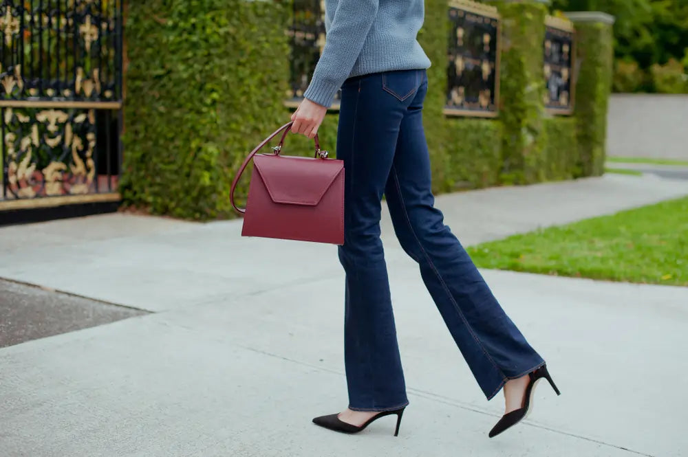 Quelles chaussures porter avec un jean flare ? - Un guide pour les femmes