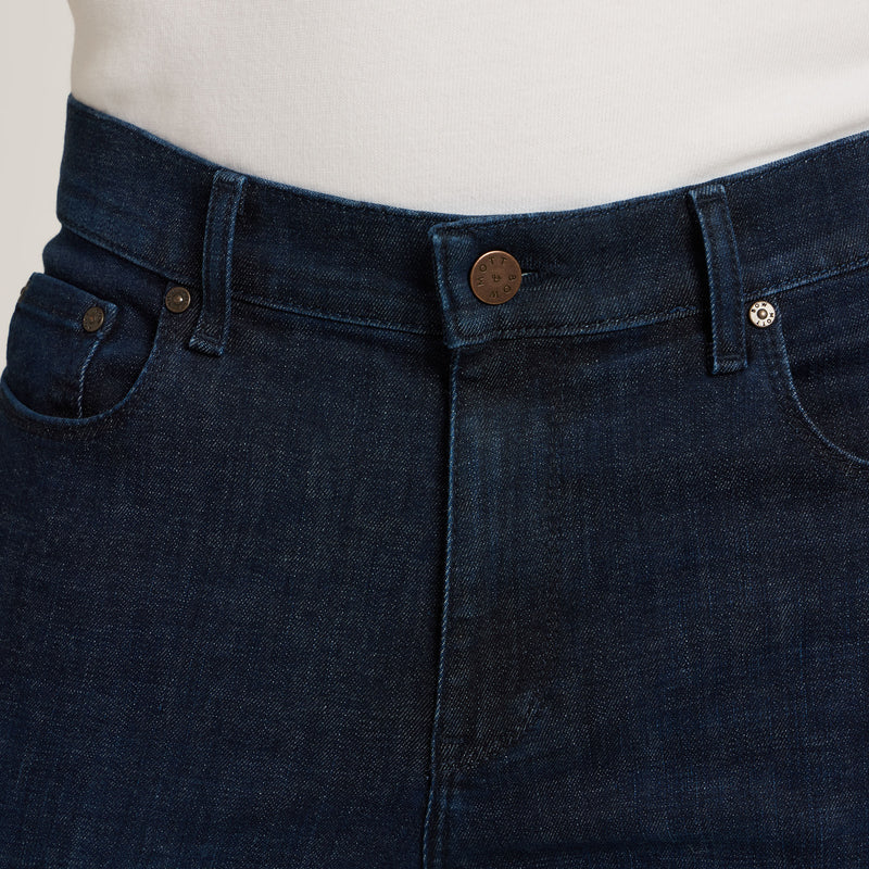 Men wearing Azul oscuro/medio The Straight Blue Jeans Edit jeans