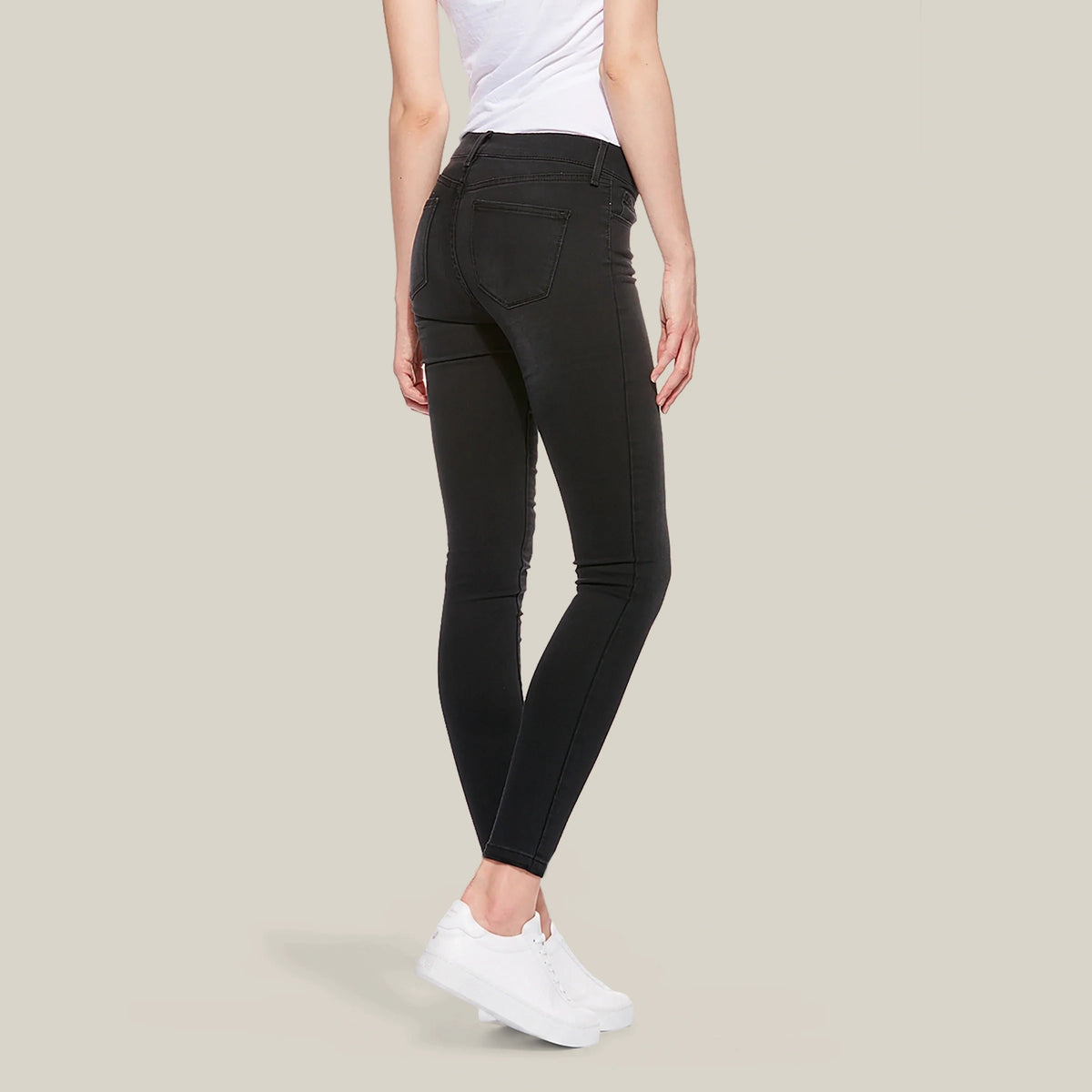 Women wearing Gris oscuro Orchard Mid Rise Skinny Jeans