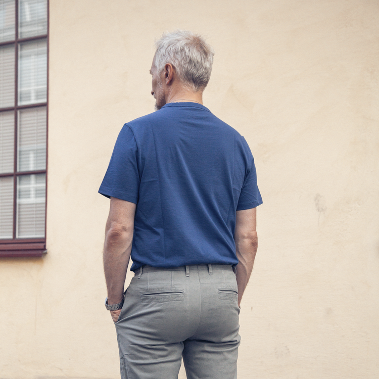 Men wearing Baltic Blue Classic Crew Driggs Tee