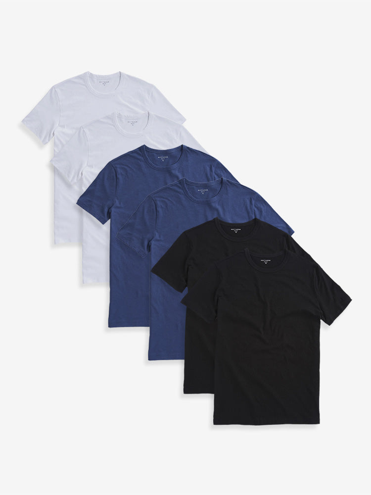  wearing 2 Black/2 White/2 Baltic Blue Classic Crew Driggs 6-Pack MDP2