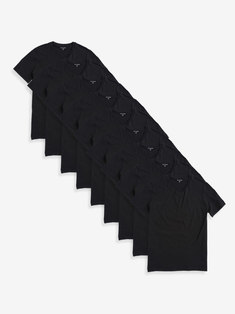 Men wearing Black Classic V-Neck Driggs 9-Pack tees