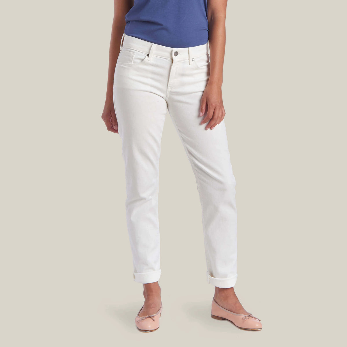 Women wearing Hueso Mercer Mid Rise Slim Straight Jeans