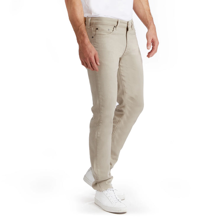 Men wearing Khaki Mott&Bow | Slim Mercer Jeans tt