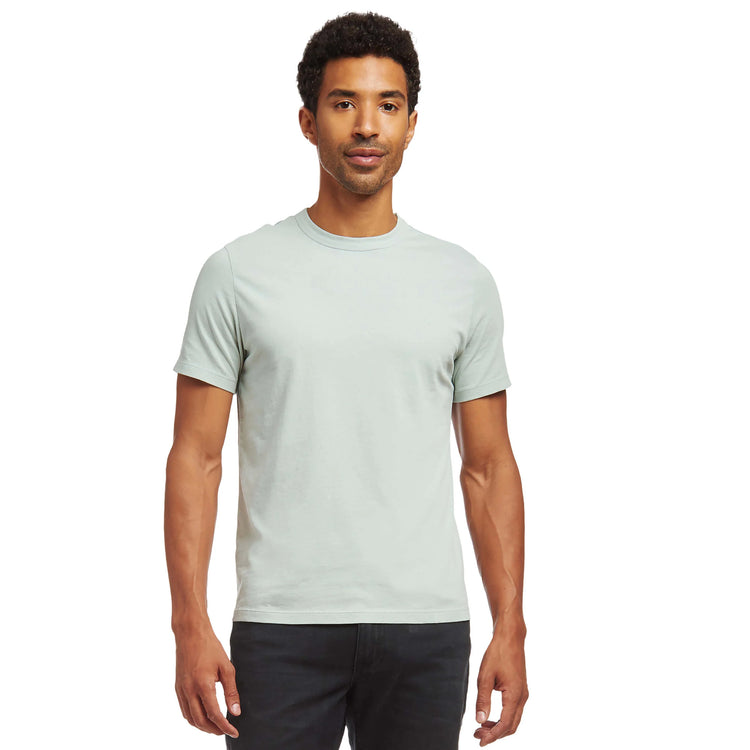  wearing White Mott&Bow | Classic Crew Driggs Tee tt