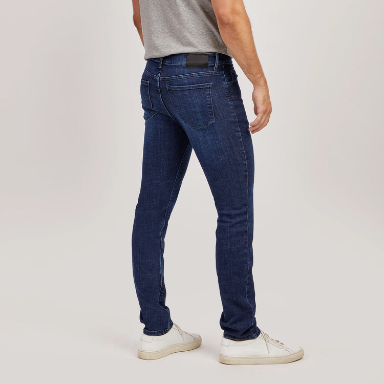 Men wearing Bleu Médium Slim Wooster Jeans