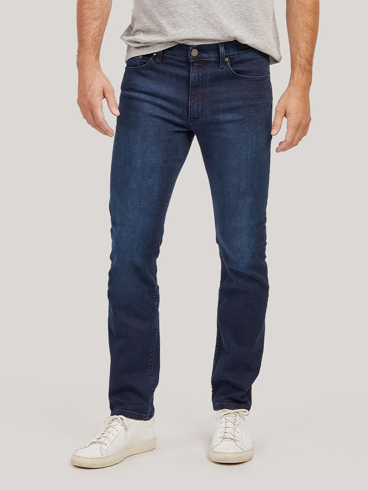 Men wearing Bleu Médium Slim Wooster Jeans