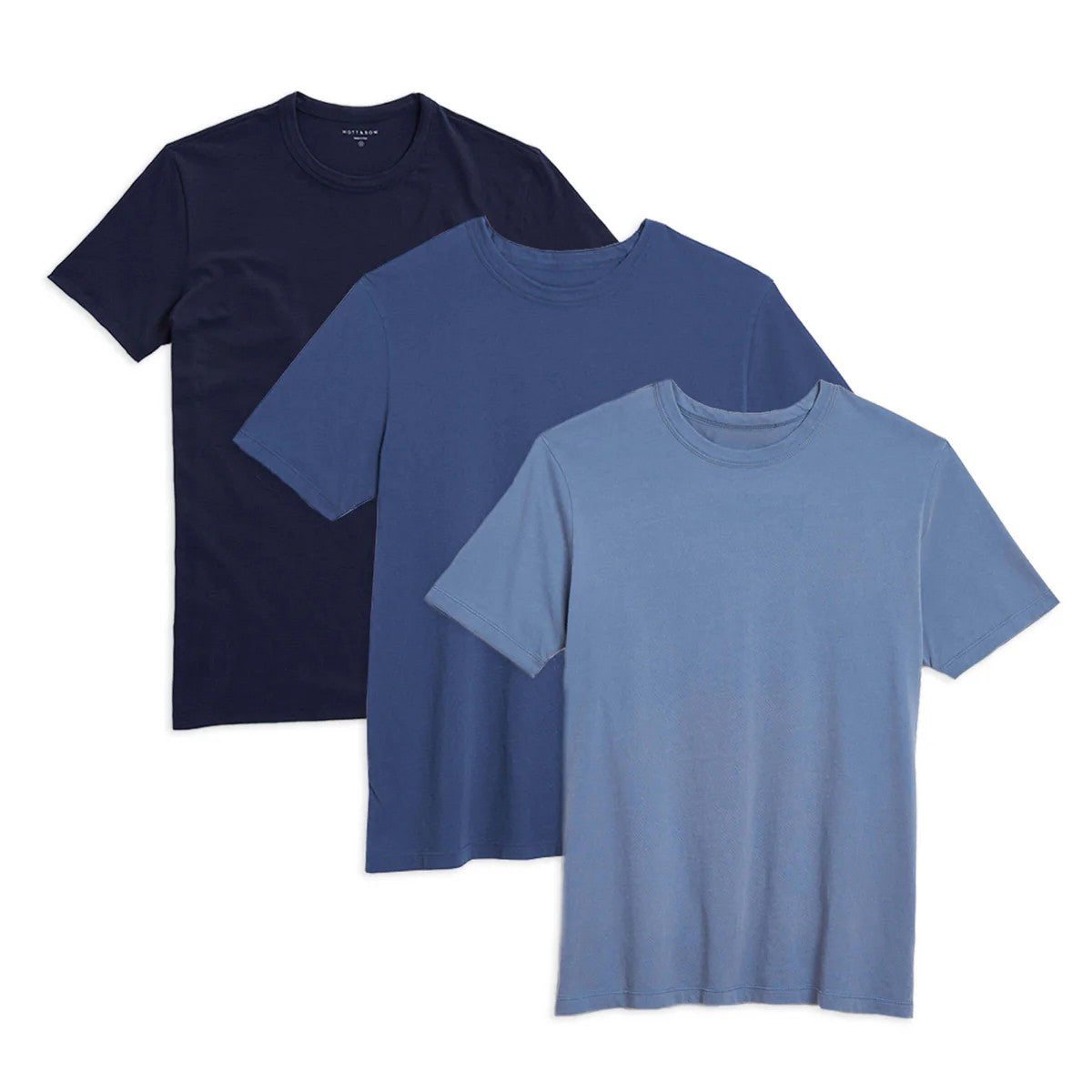  wearing Black Mott&Bow | Classic Crew Driggs Tee tt tees