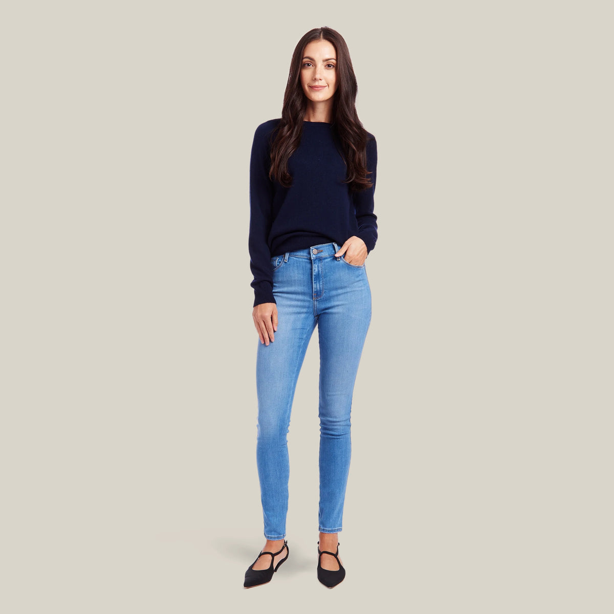 Women wearing Azul claro High Rise Skinny Jane Jeans