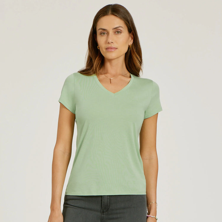 Women wearing White Mott&Bow | Fitted V-Neck Marcy Tee tt