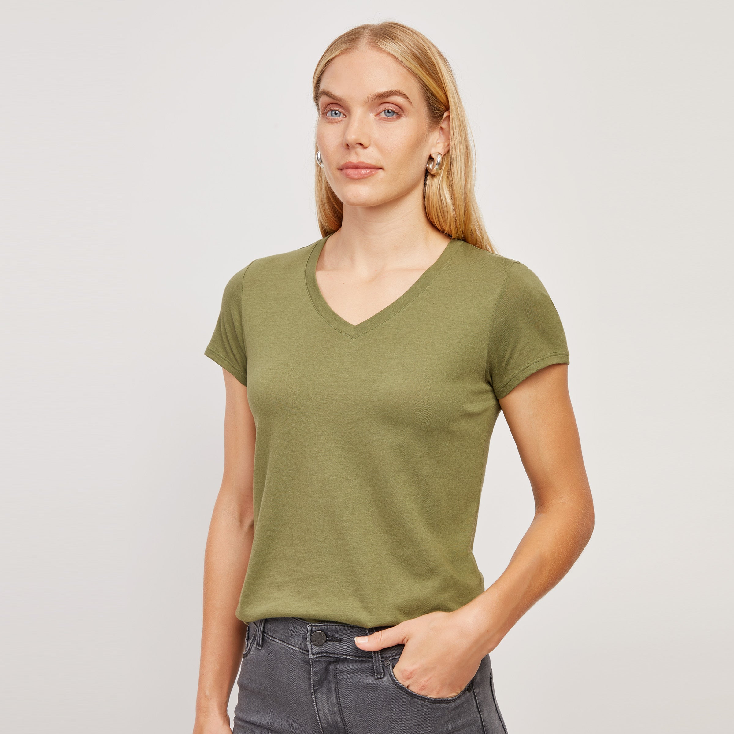 Women's Fitted V-Neck Marcy Tee - Mott & Bow