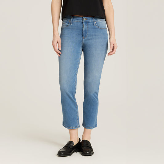 Mid Rise Slim Cropped Leg Logan Jeans Light Blue Mid-Rise jeans