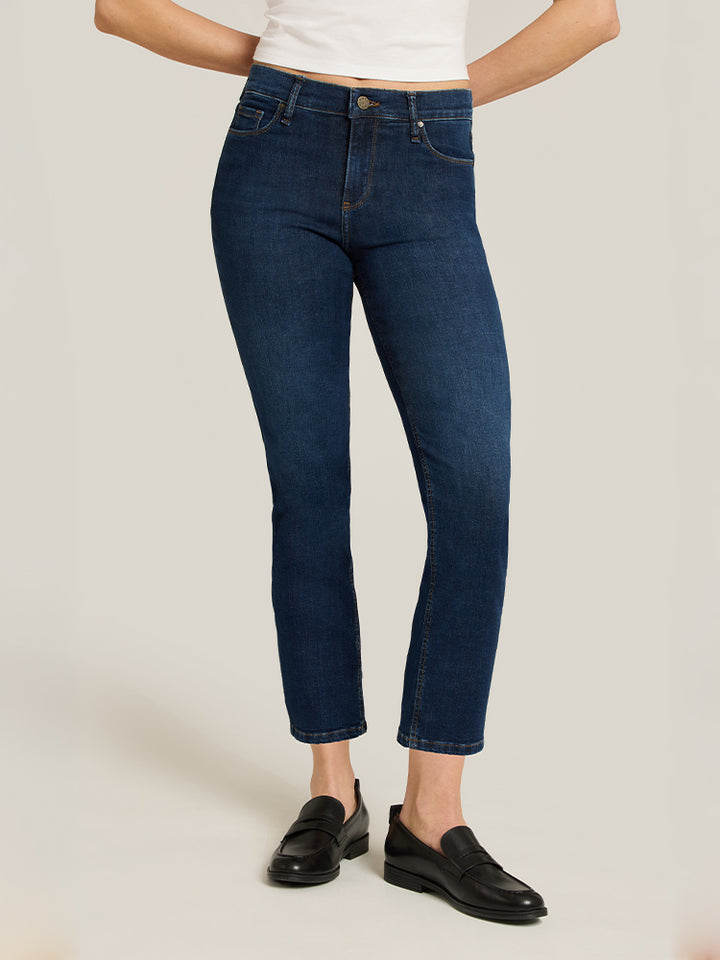 Cropped jeans, front view
