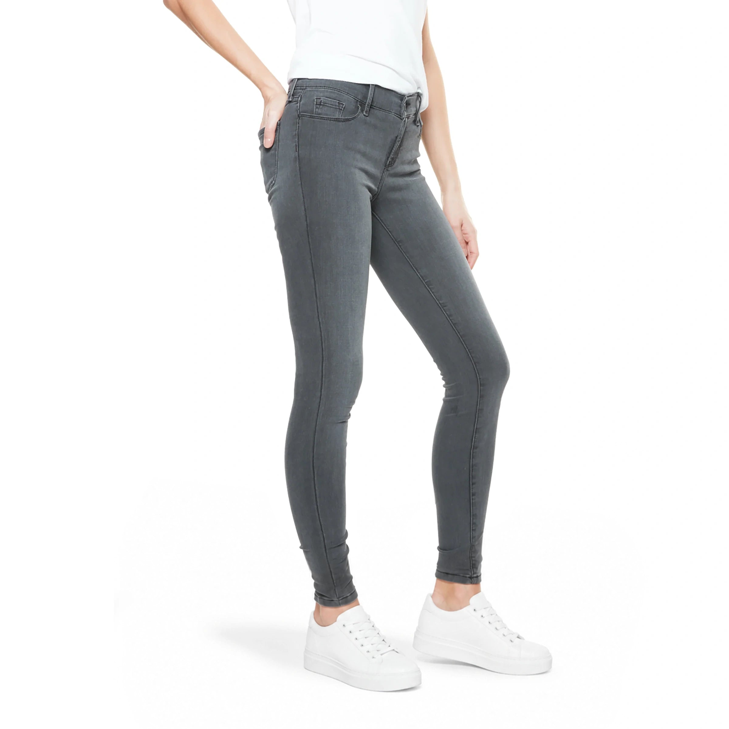 Women wearing Gris medio Mid Rise Skinny Orchard Jeans