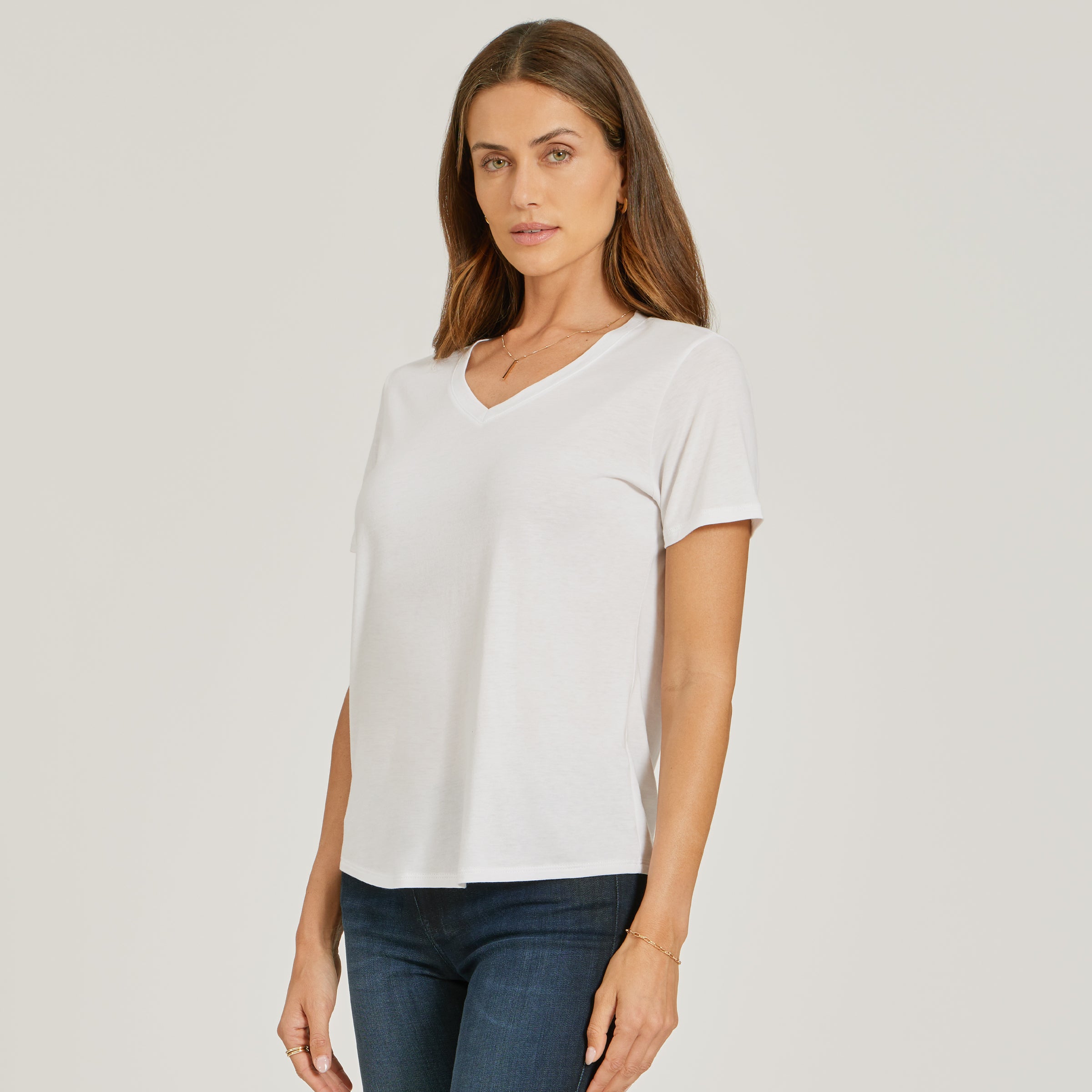 Women's Relaxed V-Neck Marcy Tee Mott Bow