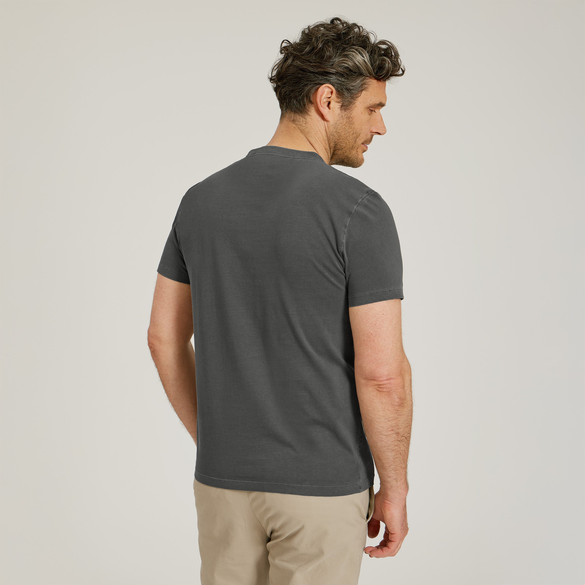 Men wearing Vintage Gray Classic Crew Driggs Tee