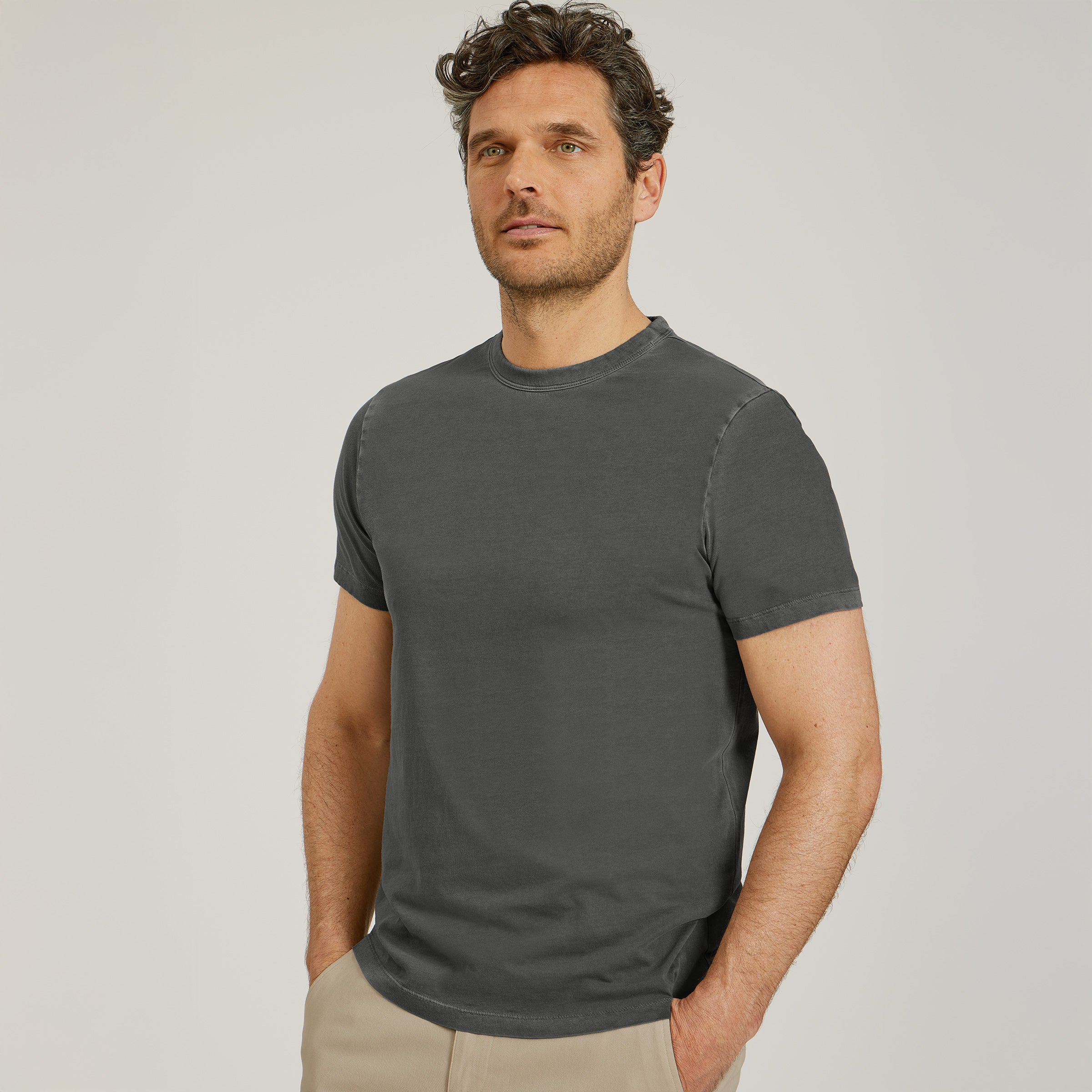 Men wearing Vintage Gray Classic Crew Driggs Tee