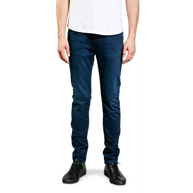 Men wearing Azul oscuro/medio Skinny Staple Jeans