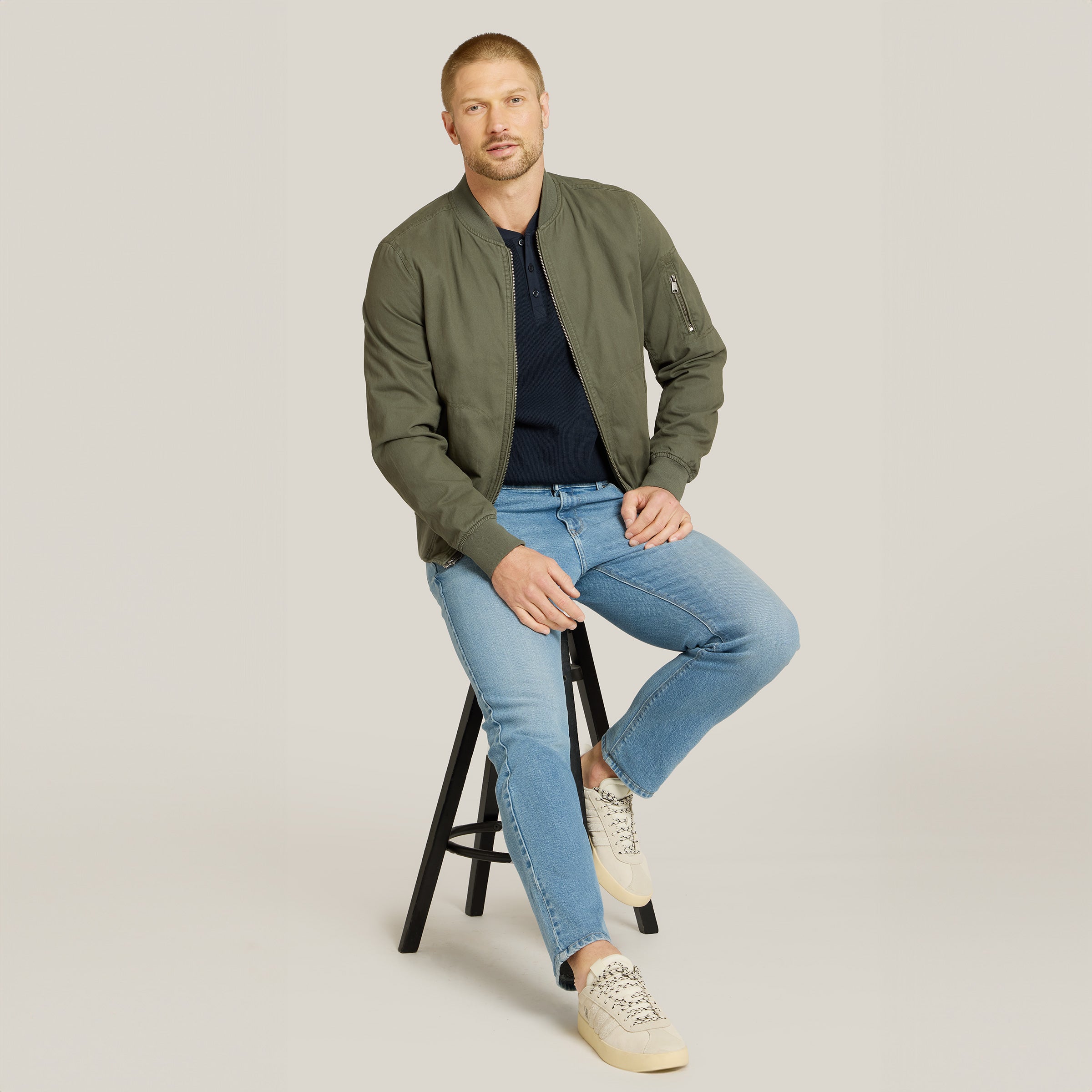 Men wearing Pale Indigo Slim Hubert Jeans