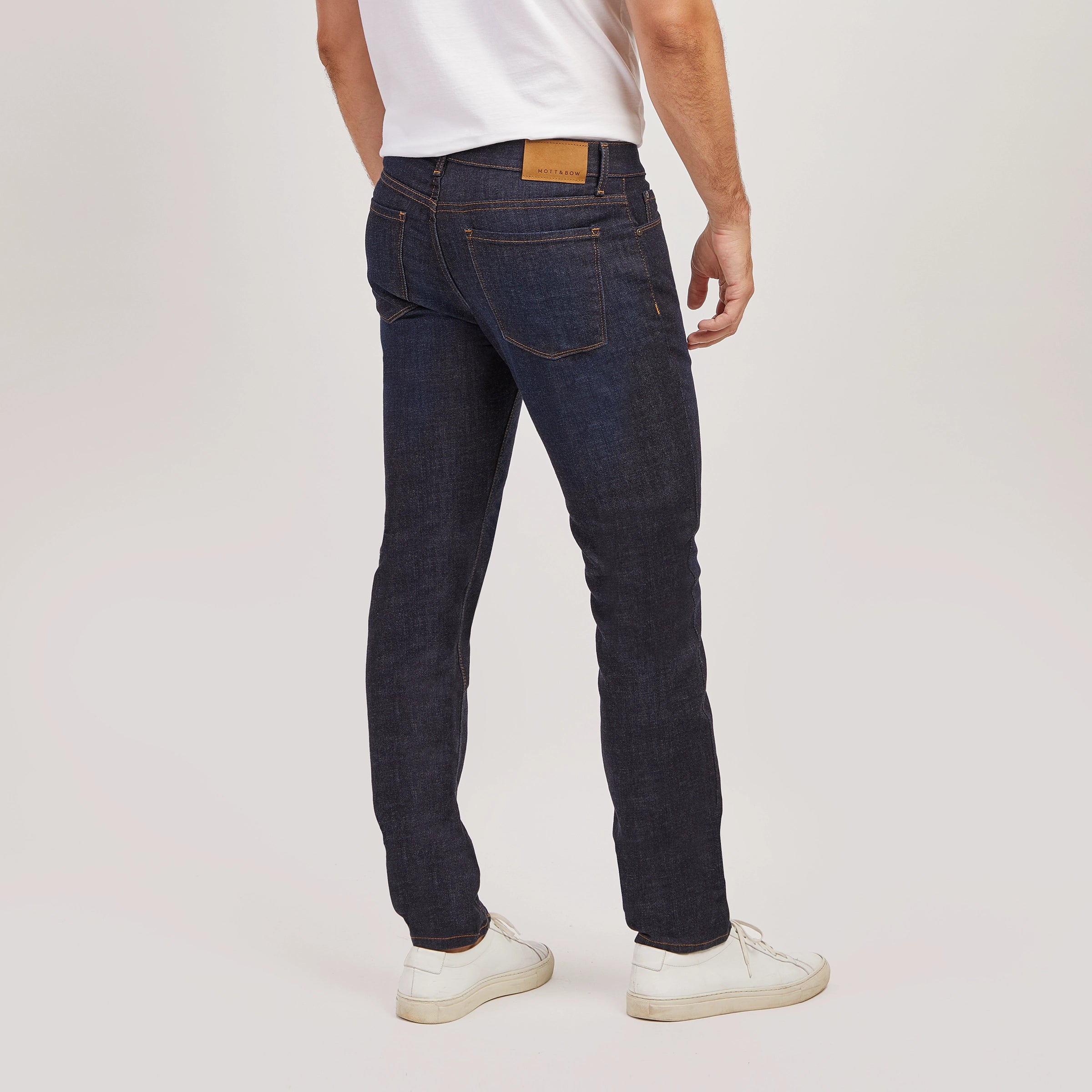 Men wearing Dark Blue All Blue Jeans jeans
