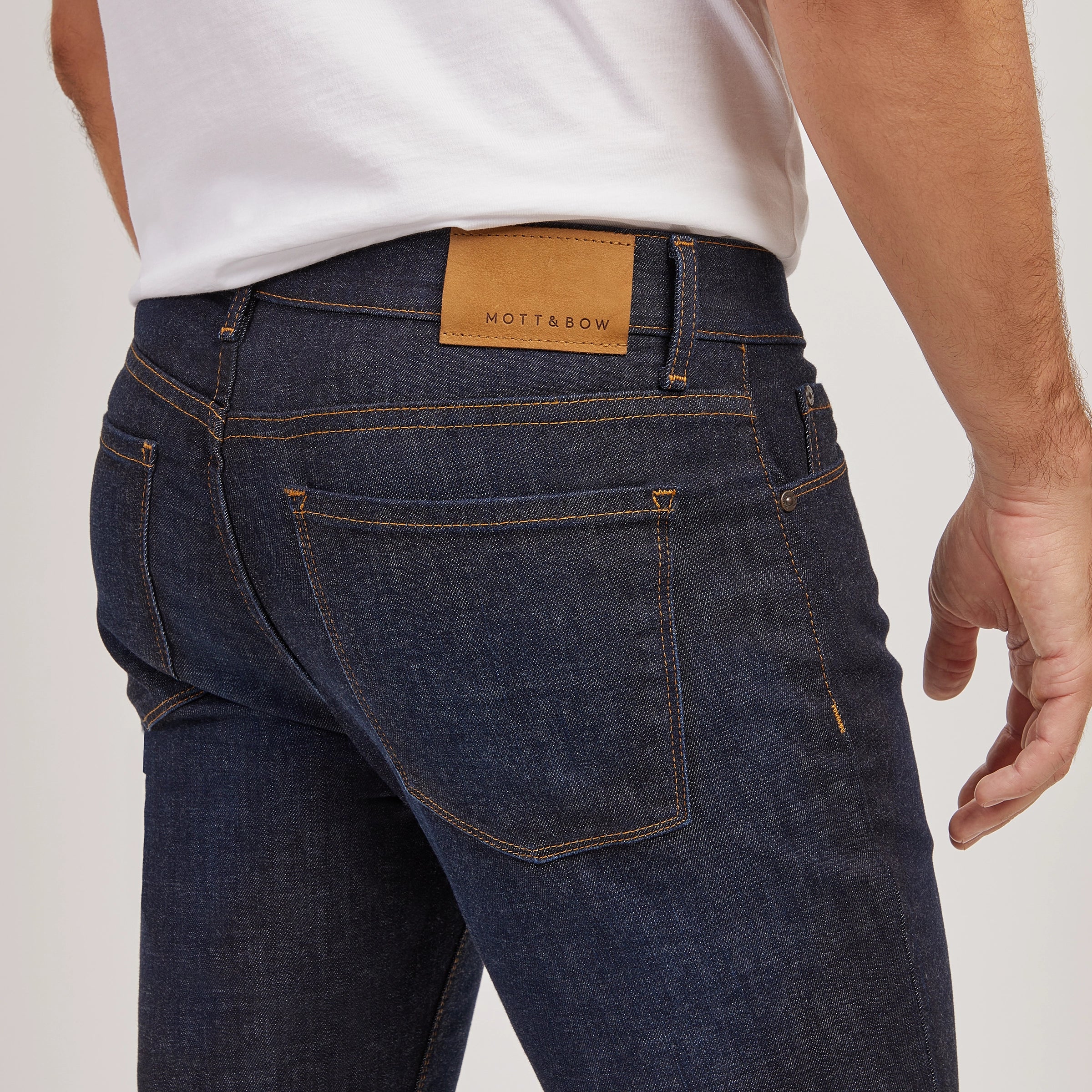 Men wearing Dark Blue All Blue Jeans jeans