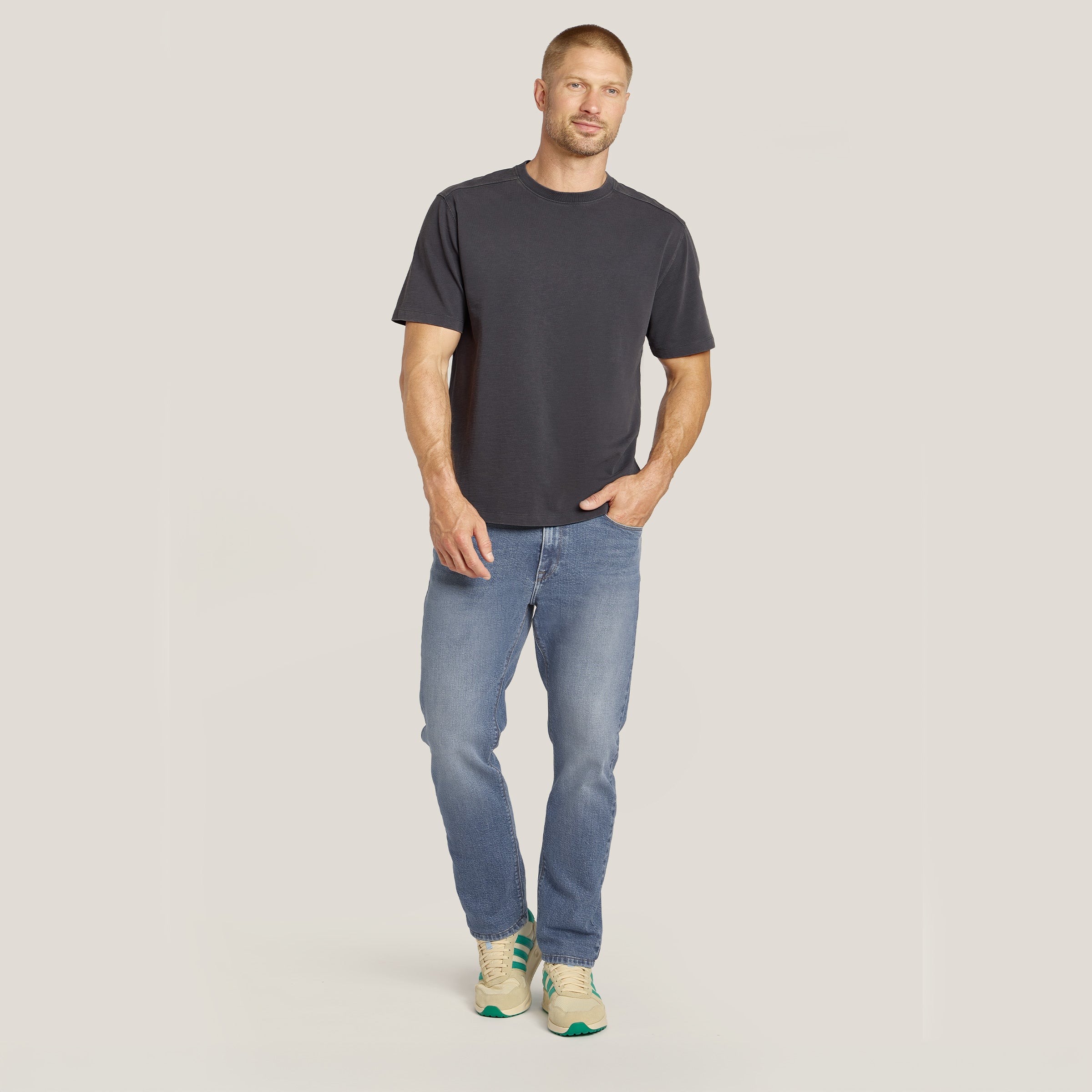 Men wearing Vintage Blue Slim Hubert Jeans