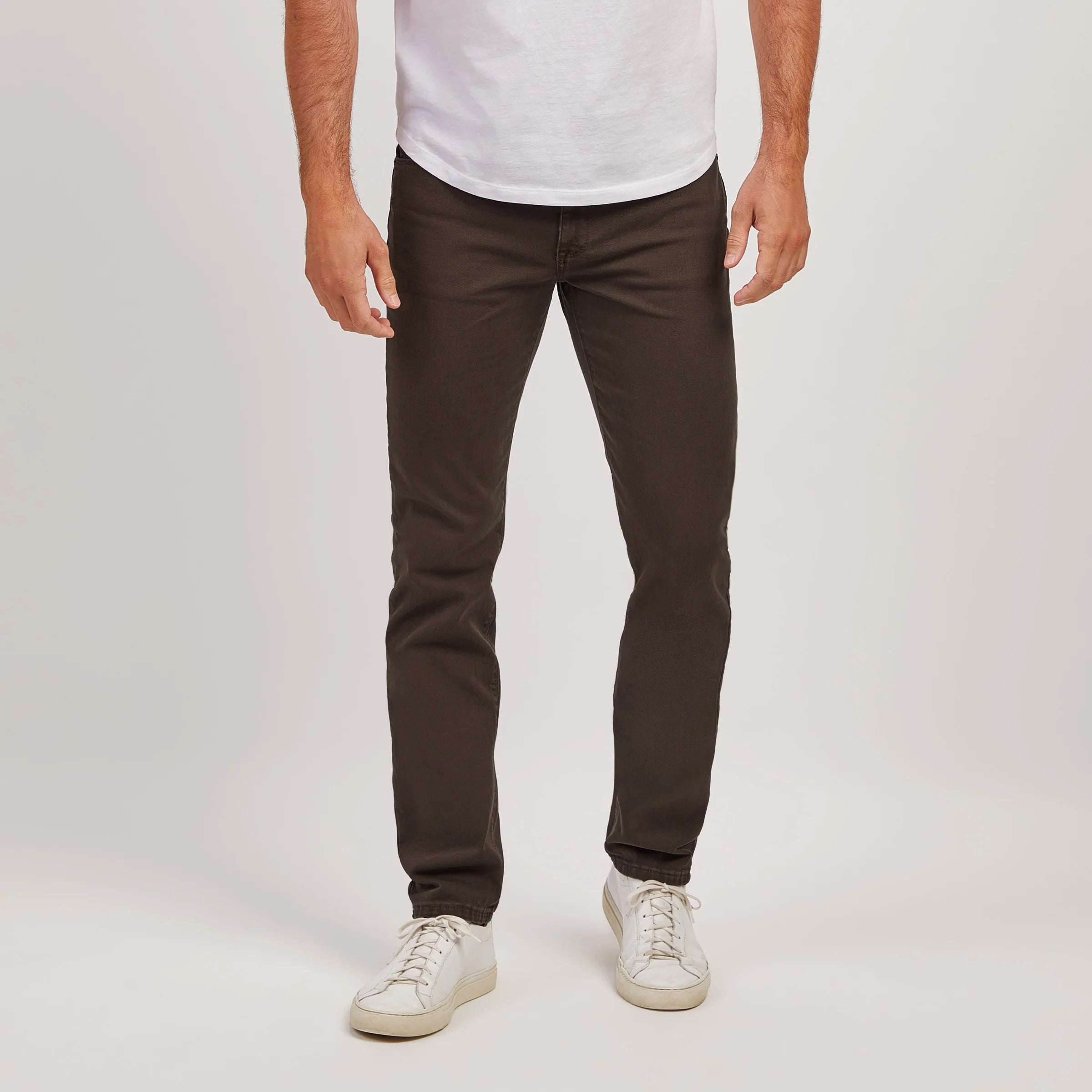 Men wearing Khaki Mott&Bow | Slim Mercer Jeans tt jeans