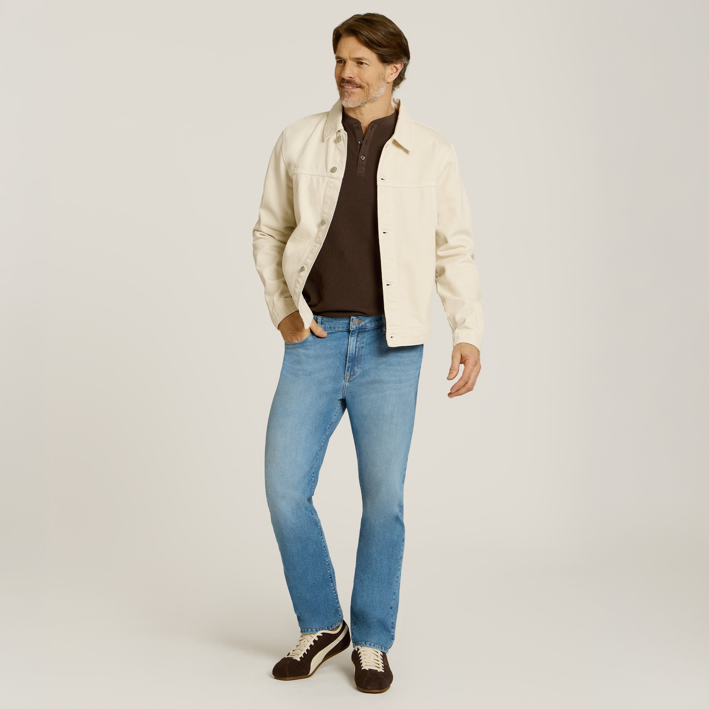 Men wearing Light Blue Slim Ridge Jeans