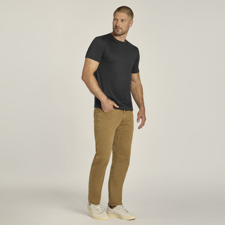 Men wearing Black Heather Tech Tee