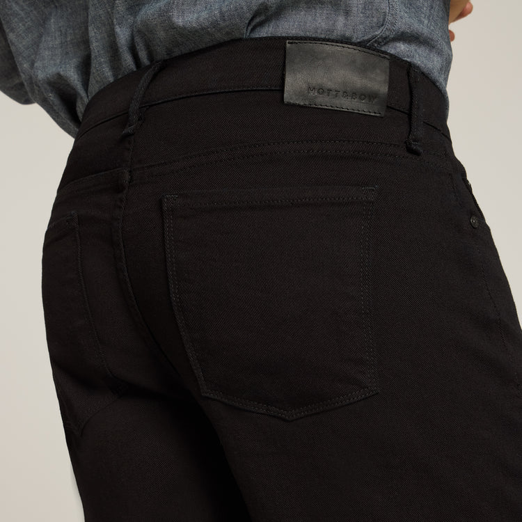 Men wearing Black Straight Jay Jeans