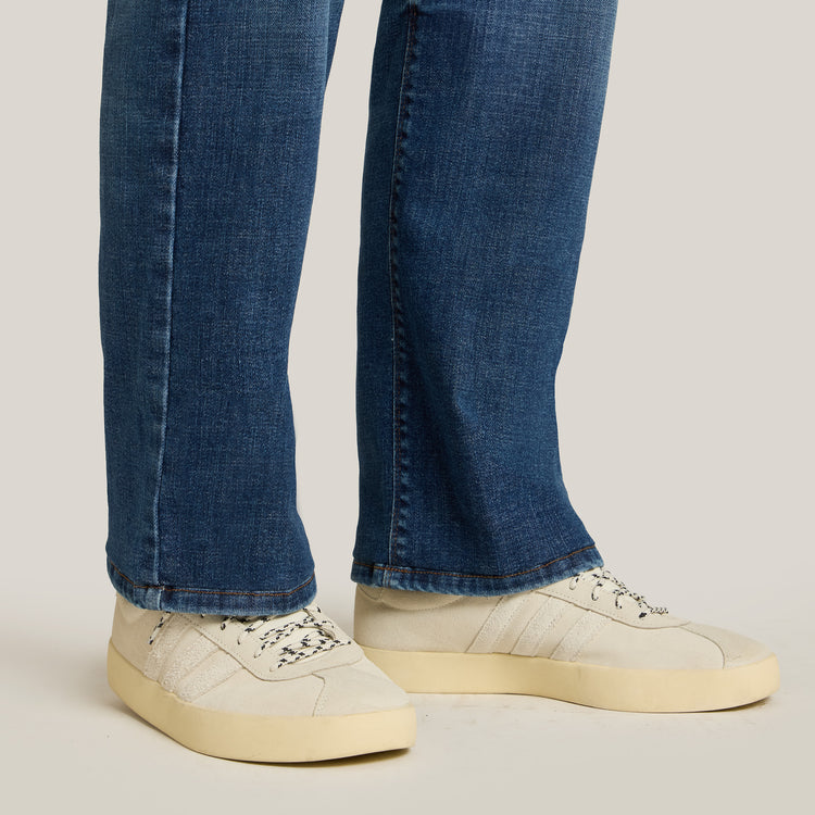 Men wearing Light/Medium Blue Straight Wooster Jeans