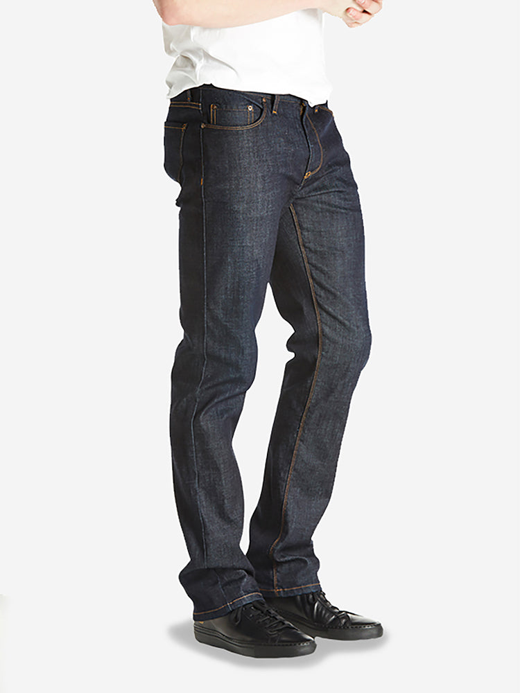 Men wearing Azul oscuro Straight Crosby Jeans