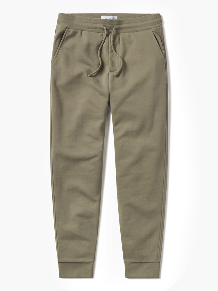 Men wearing Verde oliva The French Terry Sweatpant Hooper