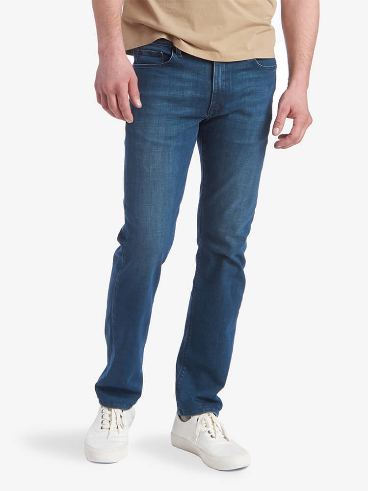 Men wearing Azul oscuro/medio Slim Fulton Jeans
